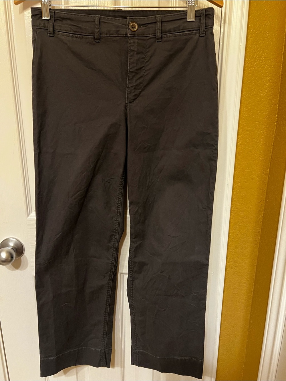 Old Navy High-Waisted Perfect Stretch Straight Pants Panther Gray, Size